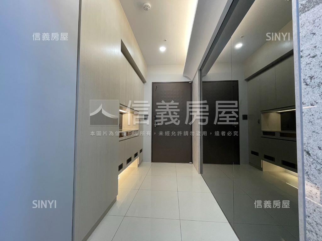 仁德裝潢美居平車房屋室內格局與周邊環境