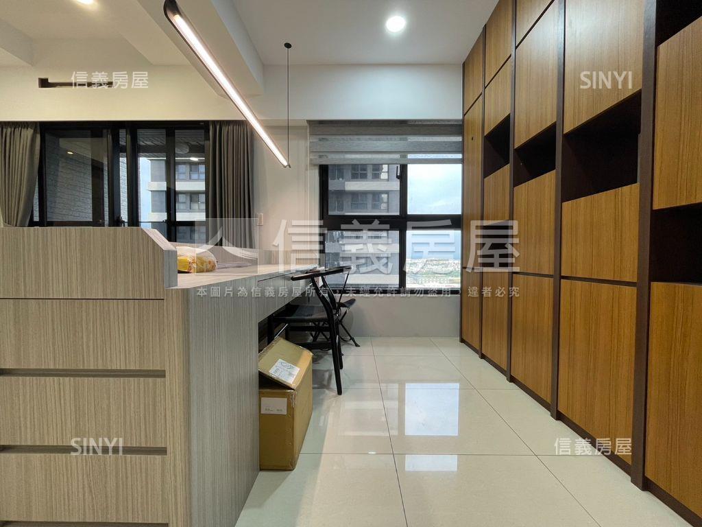 仁德裝潢美居平車房屋室內格局與周邊環境