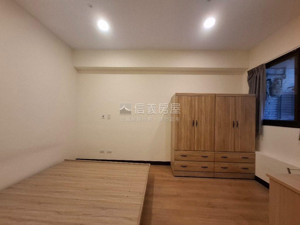 園頂稀有二房附車位房屋室內格局與周邊環境
