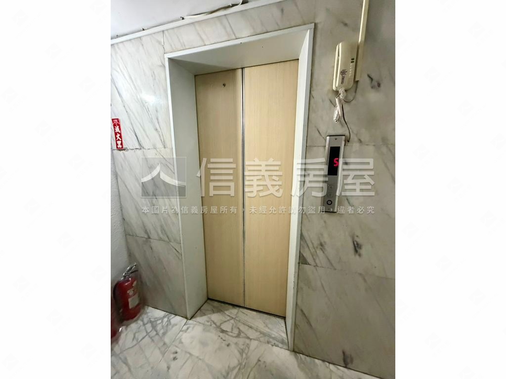 中正紀念堂景觀住辦房屋室內格局與周邊環境