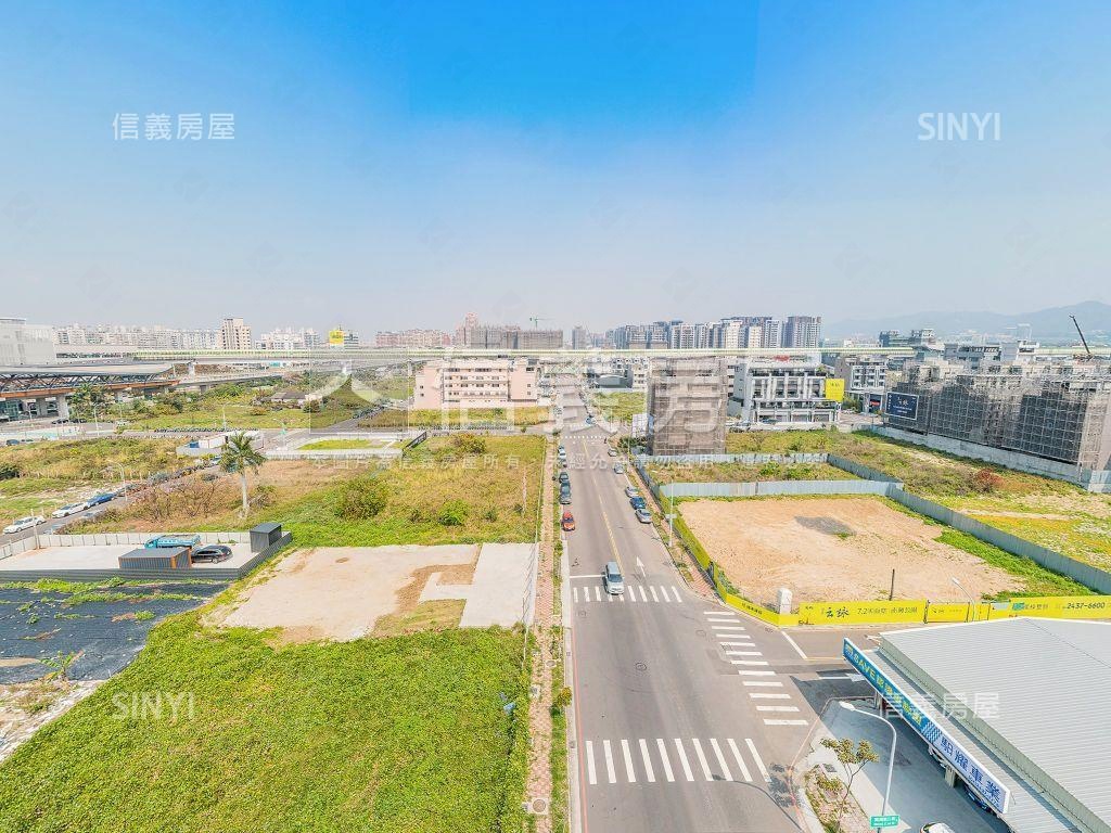 單元十二朝東方正土地房屋室內格局與周邊環境