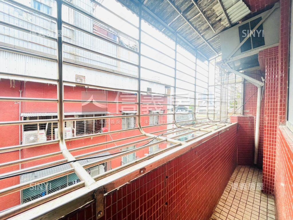 松山路門牌電梯３房ＧＯ房屋室內格局與周邊環境