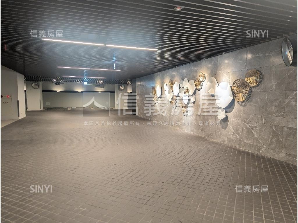 ＴＨＥ精銳！三房雙平車房屋室內格局與周邊環境