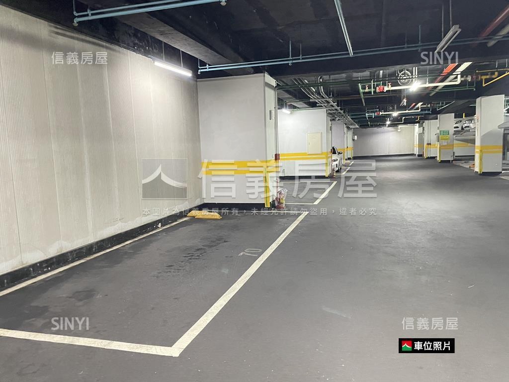 世界敦南機平車位Ａ房屋室內格局與周邊環境
