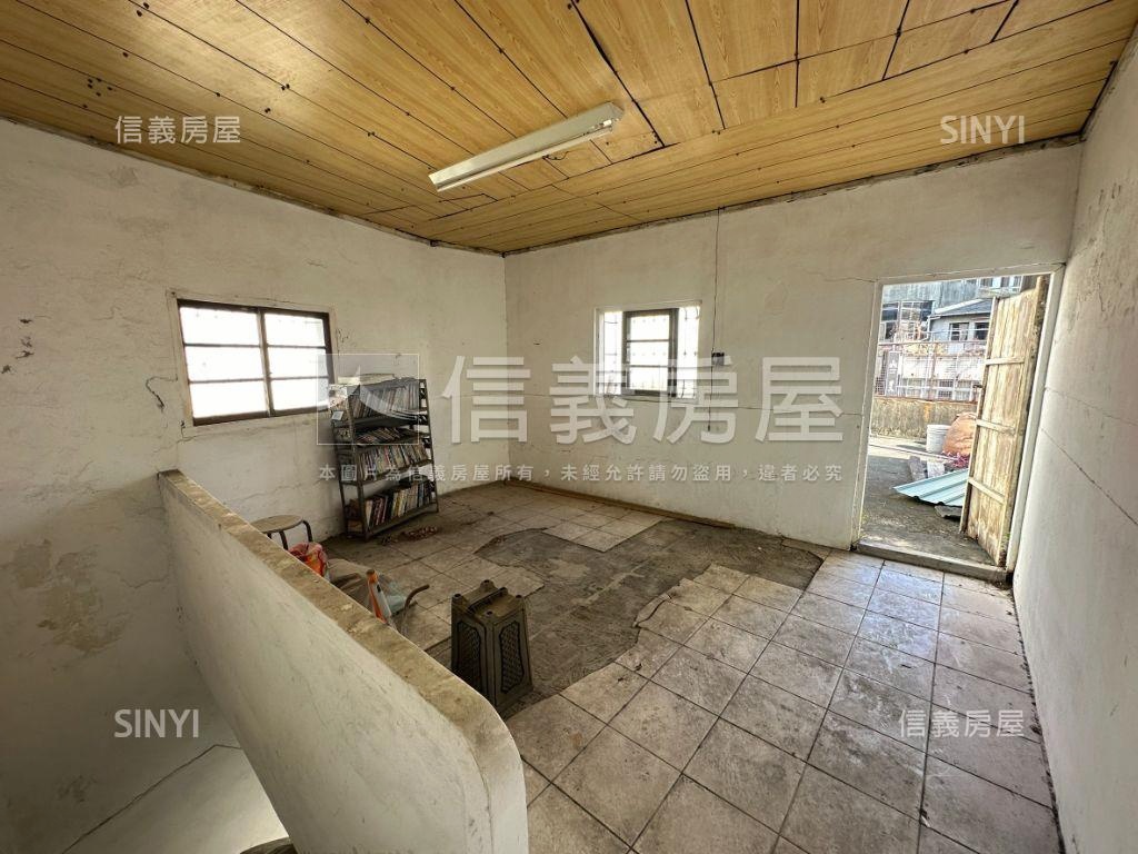 一中商圈稀有臨路黃金透店房屋室內格局與周邊環境