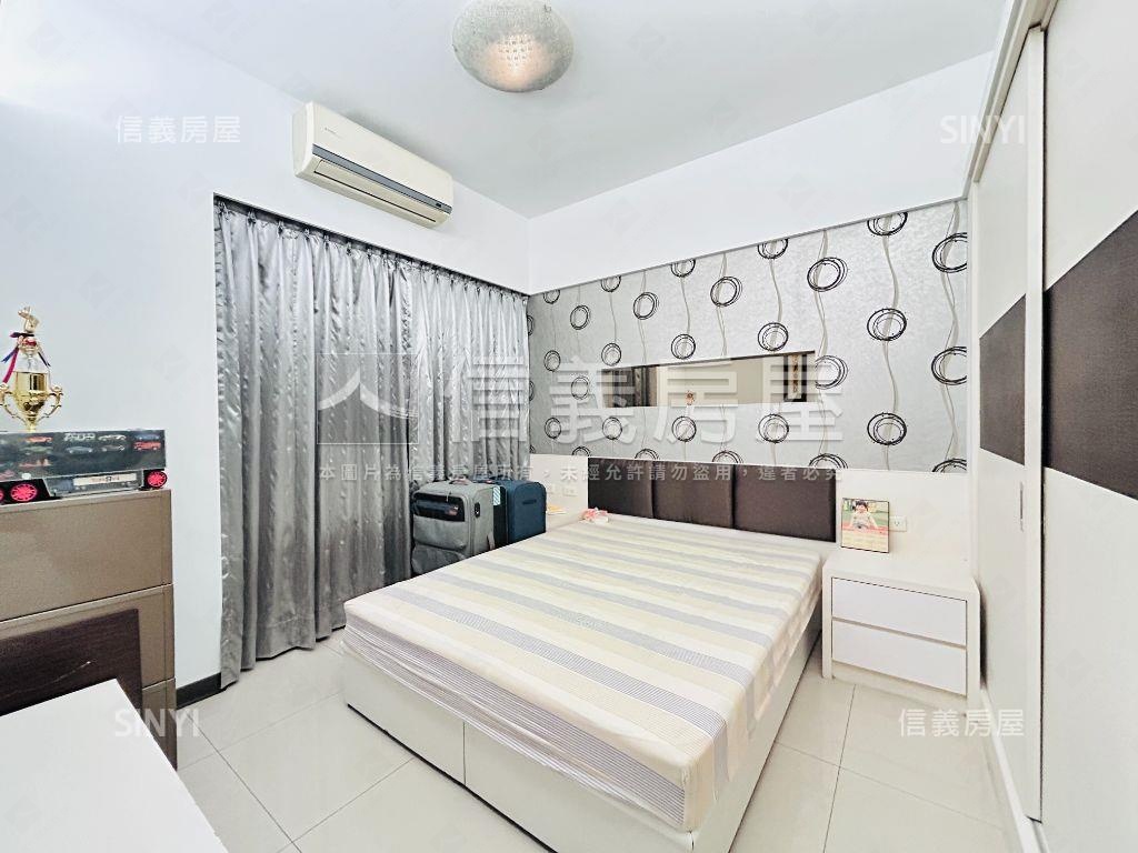 專任！施華洛奇稀有露臺戶房屋室內格局與周邊環境