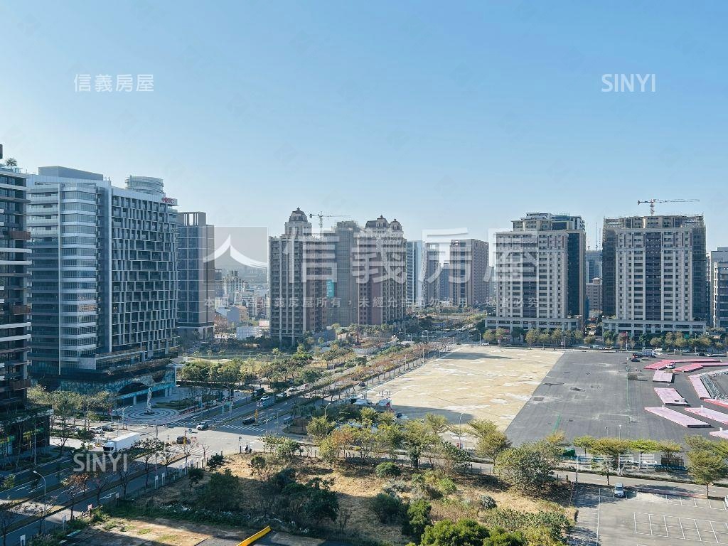 站前新銳景觀２房車位房屋室內格局與周邊環境