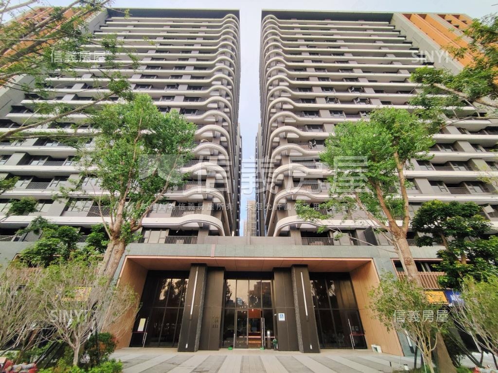 站前新銳景觀２房車位房屋室內格局與周邊環境