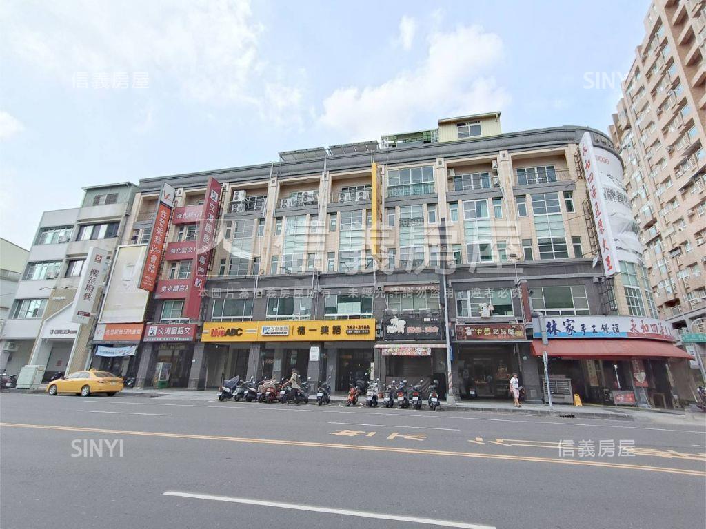 楠梓近麥當勞稀有燙金店面房屋室內格局與周邊環境