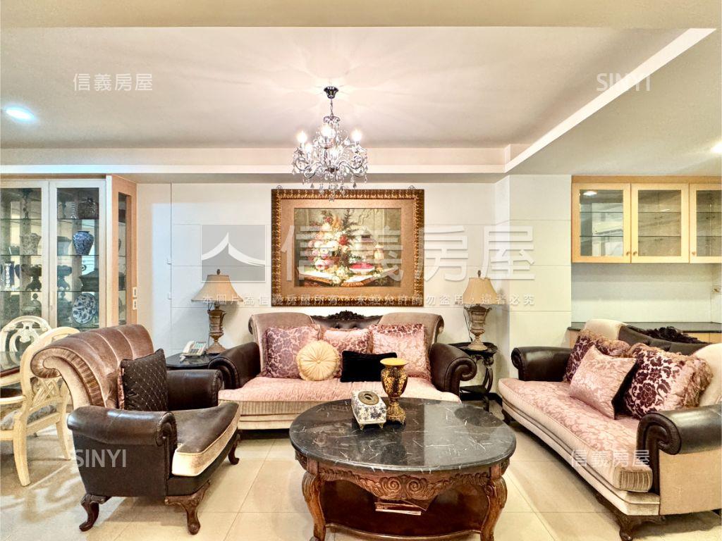 楠梓近麥當勞稀有燙金店面房屋室內格局與周邊環境