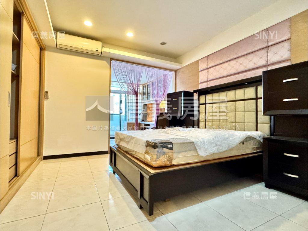 楠梓近麥當勞稀有燙金店面房屋室內格局與周邊環境