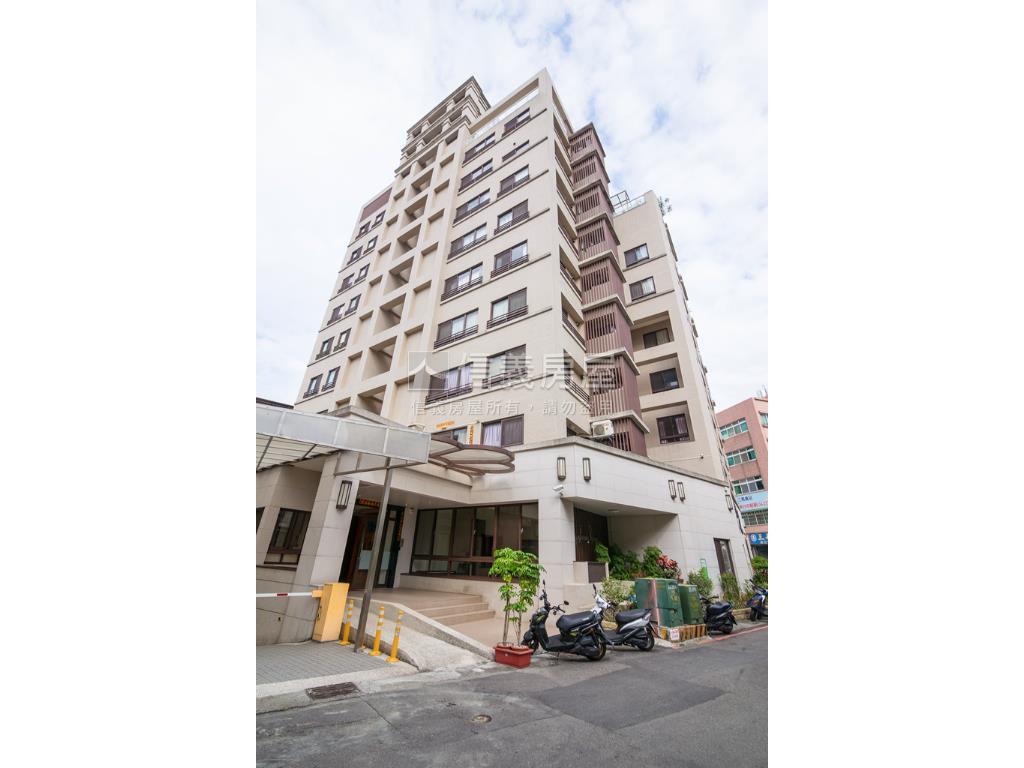 俊華貞藏私藏美屋房屋室內格局與周邊環境