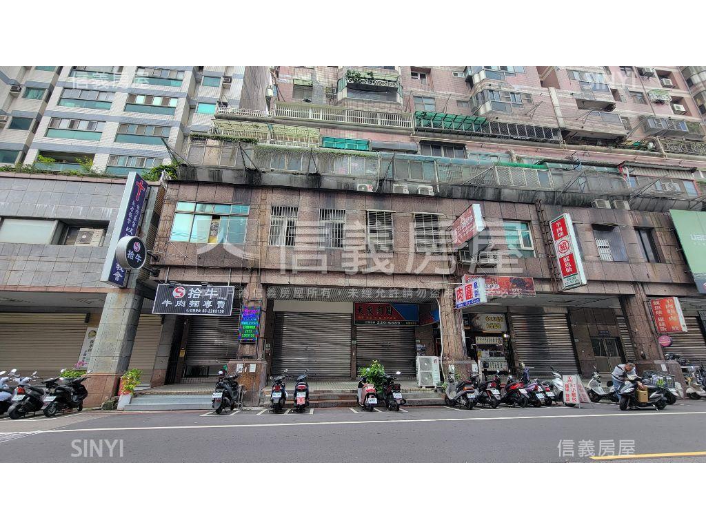 中平商圈挑高店面１－２樓房屋室內格局與周邊環境