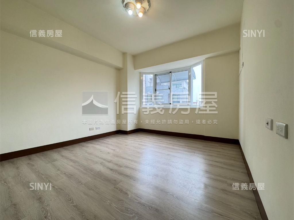 近三多商圈捷運站明亮三房房屋室內格局與周邊環境