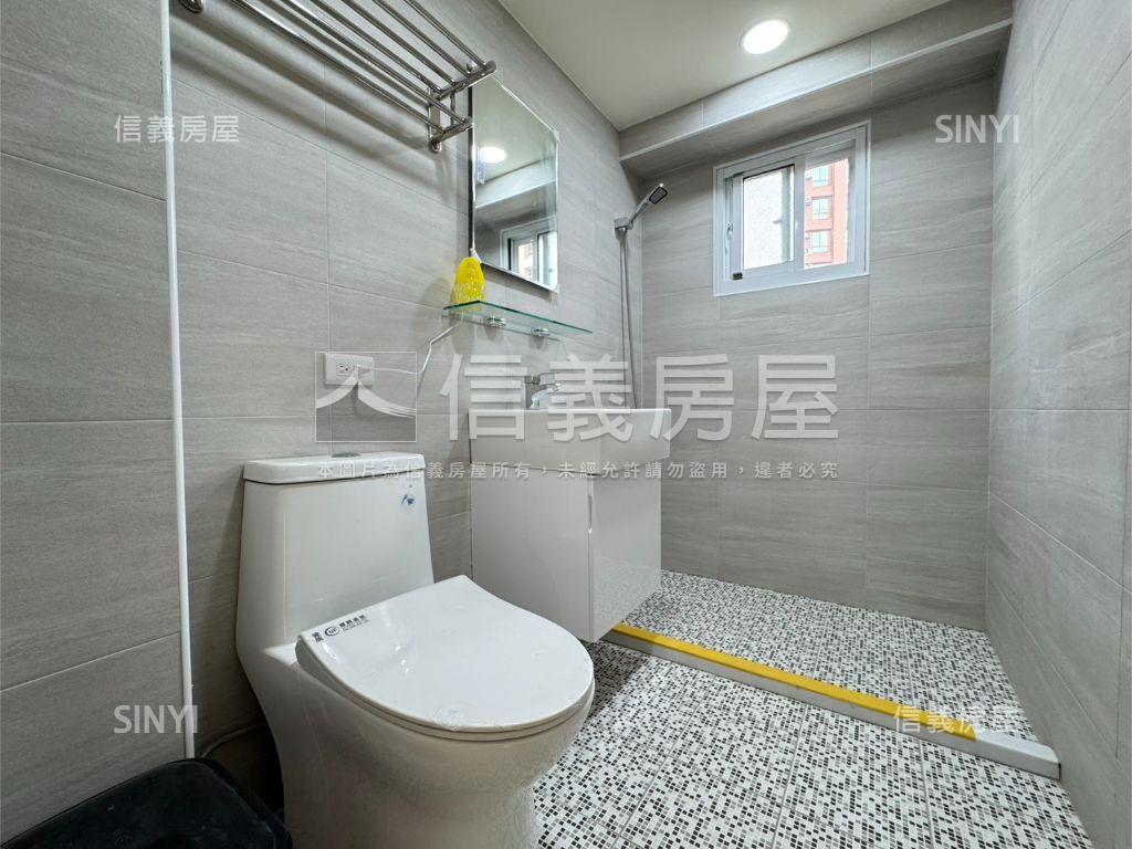 近三多商圈捷運站明亮三房房屋室內格局與周邊環境