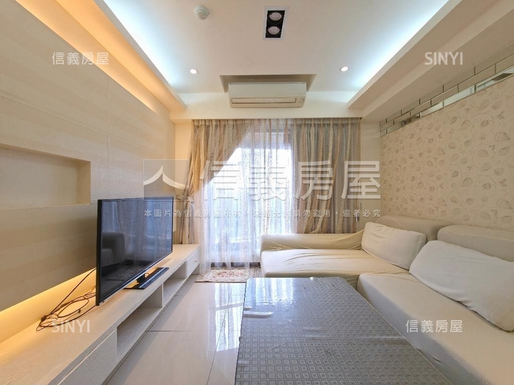 ＭＭ２１邊間兩房平車房屋室內格局與周邊環境