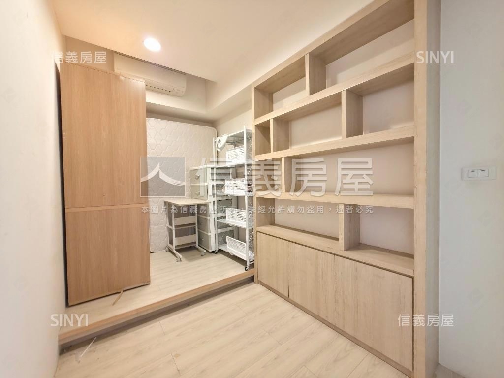 ＭＭ２１邊間兩房平車房屋室內格局與周邊環境