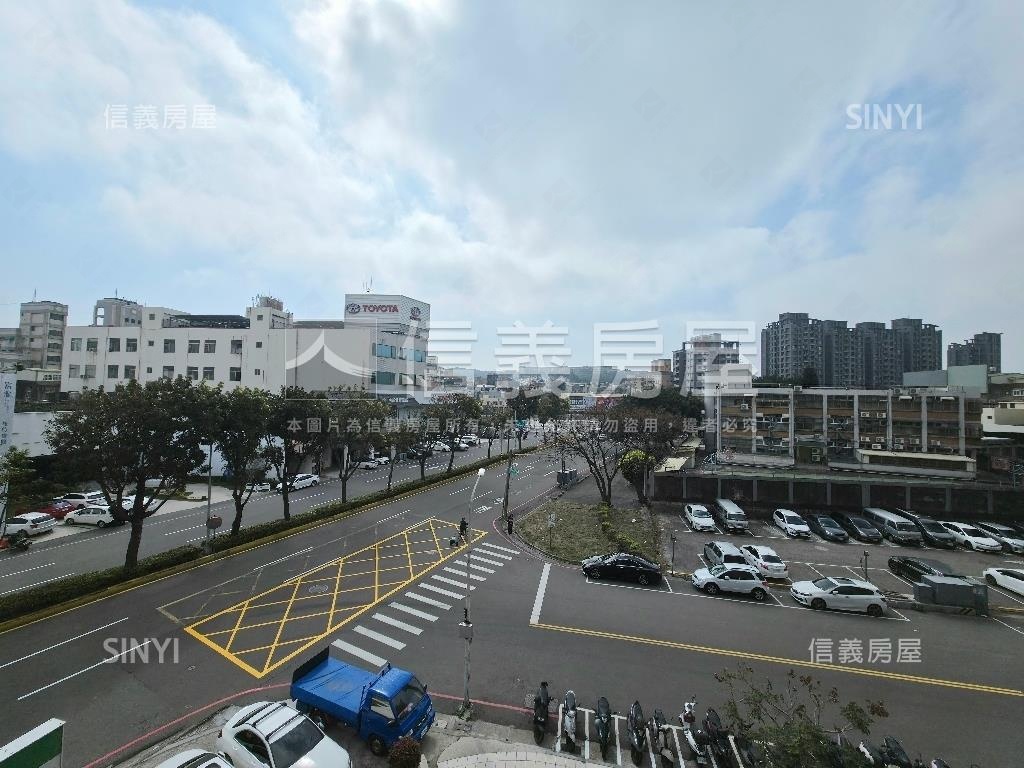 ＭＭ２１邊間兩房平車房屋室內格局與周邊環境