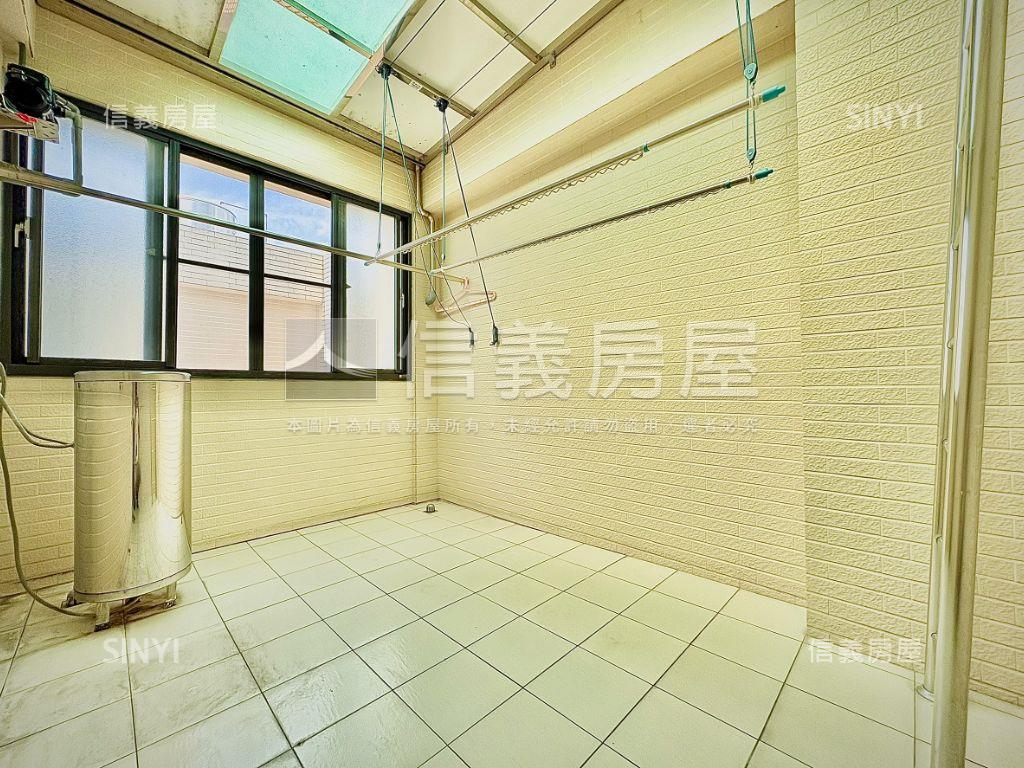 ＬＭ｜邊間傳統格局雙車墅房屋室內格局與周邊環境