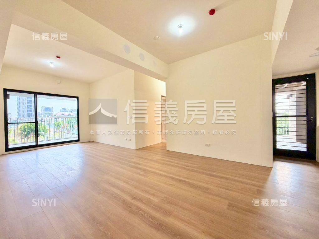 國美朝南通風面公園大三房房屋室內格局與周邊環境