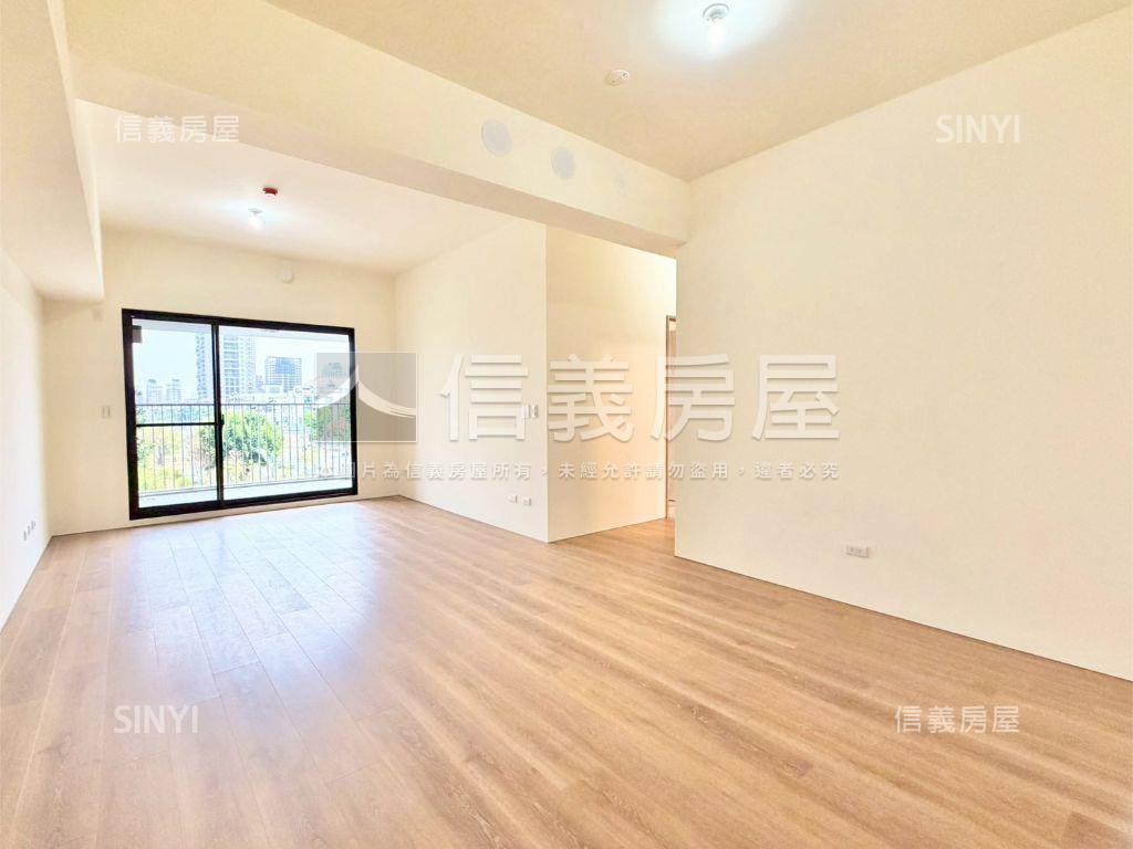 國美朝南通風面公園大三房房屋室內格局與周邊環境