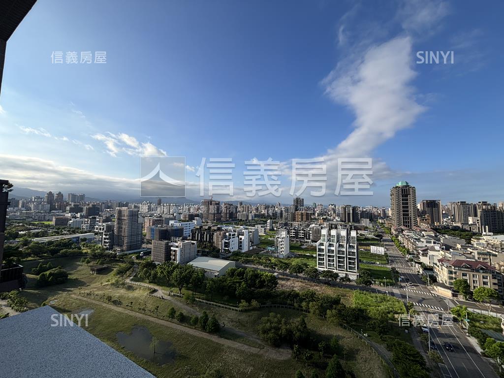 國美朝南通風面公園大三房房屋室內格局與周邊環境