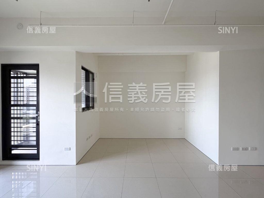 鑫悅｜成家首選雙衛宅房屋室內格局與周邊環境