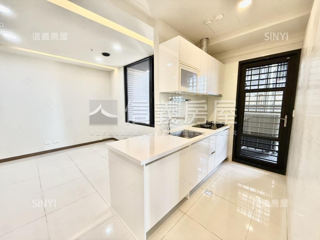 巨人低總價高樓三房雙車位房屋室內格局與周邊環境