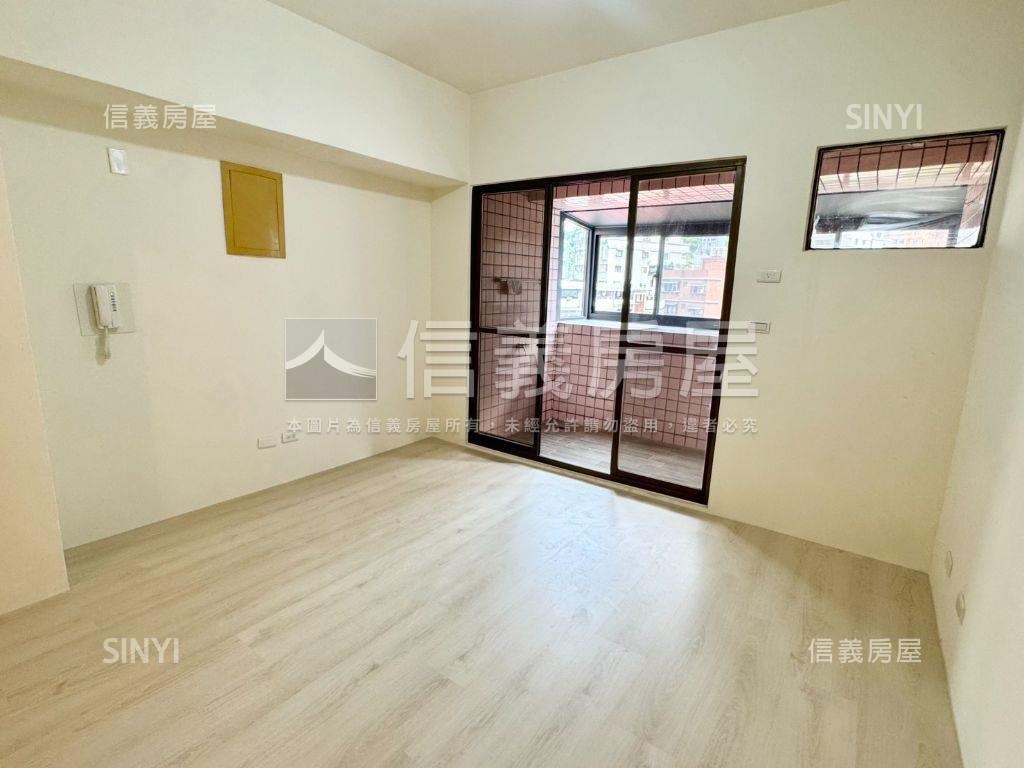大學城·朝南景觀三房５房屋室內格局與周邊環境