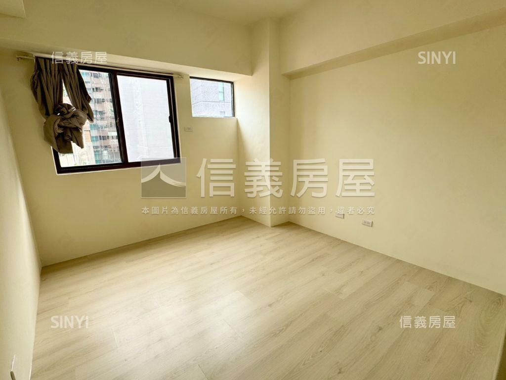 大學城·朝南景觀三房５房屋室內格局與周邊環境