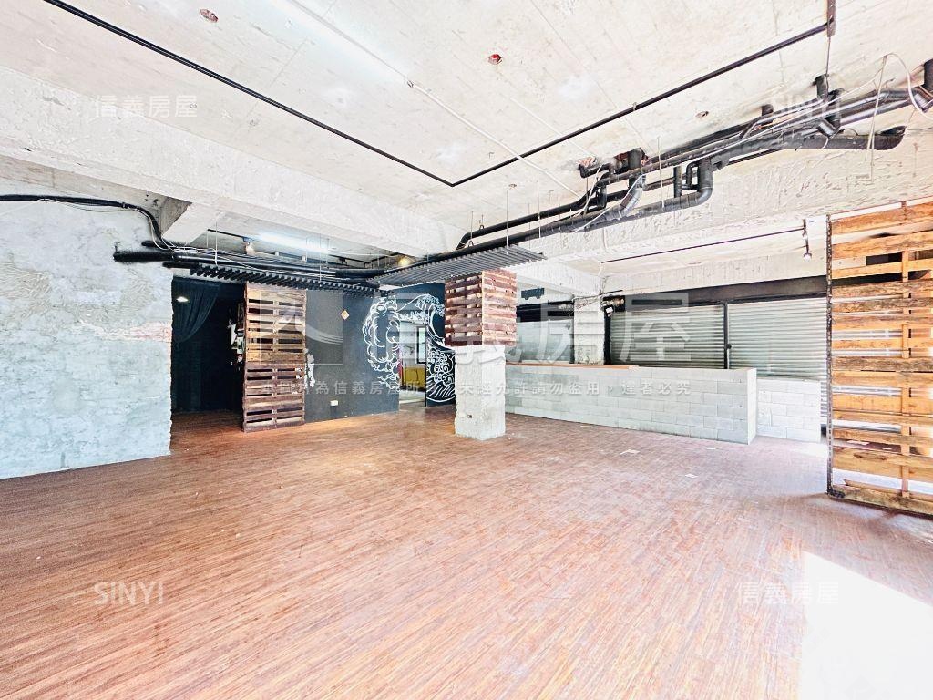 自強路三角窗面寬店面房屋室內格局與周邊環境