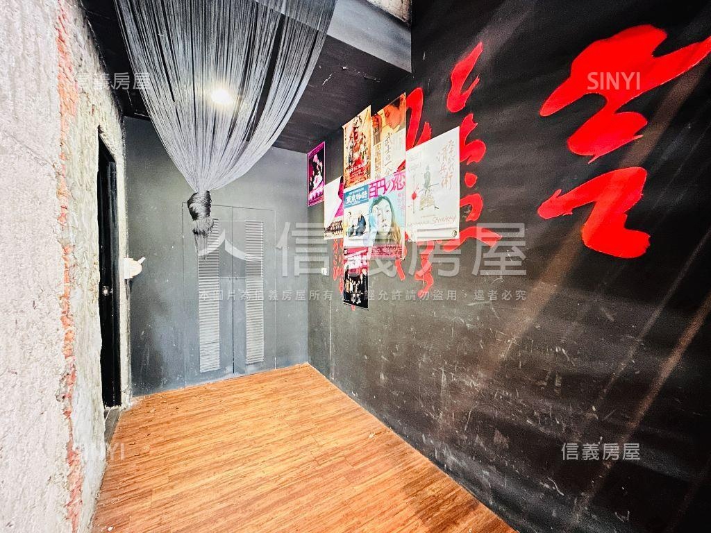 自強路三角窗面寬店面房屋室內格局與周邊環境
