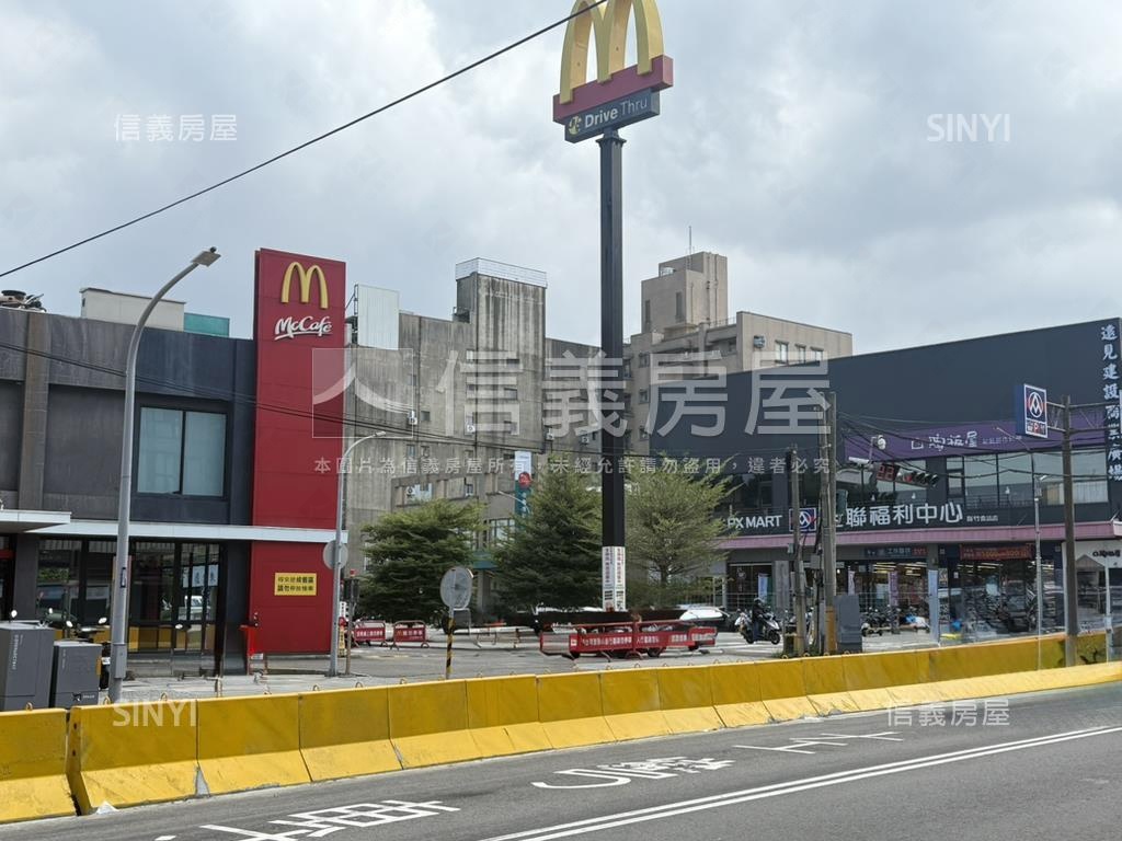 西大賺錢金店面房屋室內格局與周邊環境