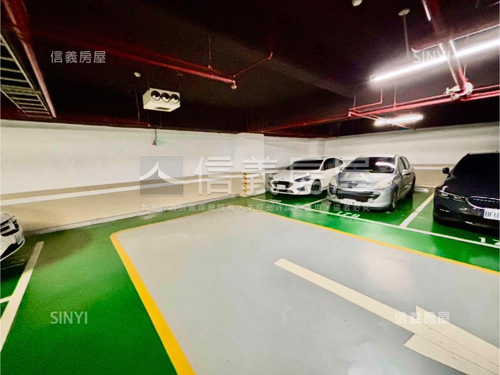 峰華苑大三房平車房屋室內格局與周邊環境