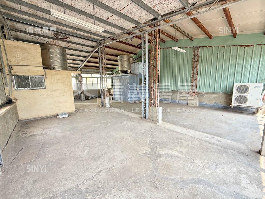 藝術街邊間大面寬透天店面房屋室內格局與周邊環境