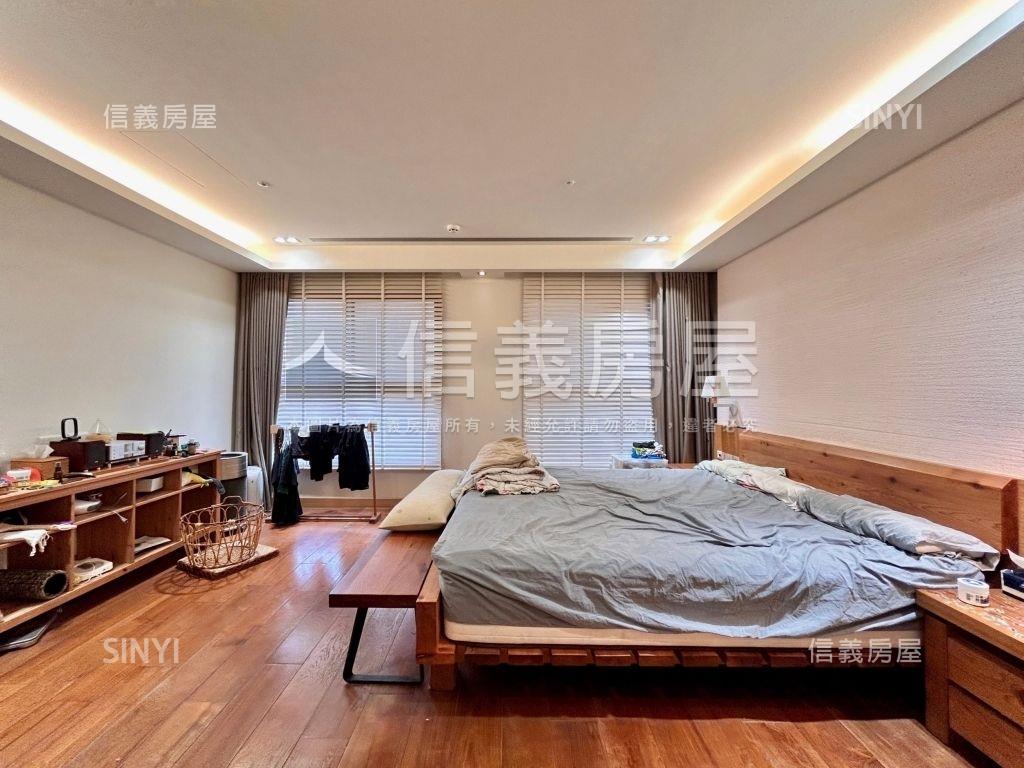 永鼎國璽尊榮大戶雙車位房屋室內格局與周邊環境