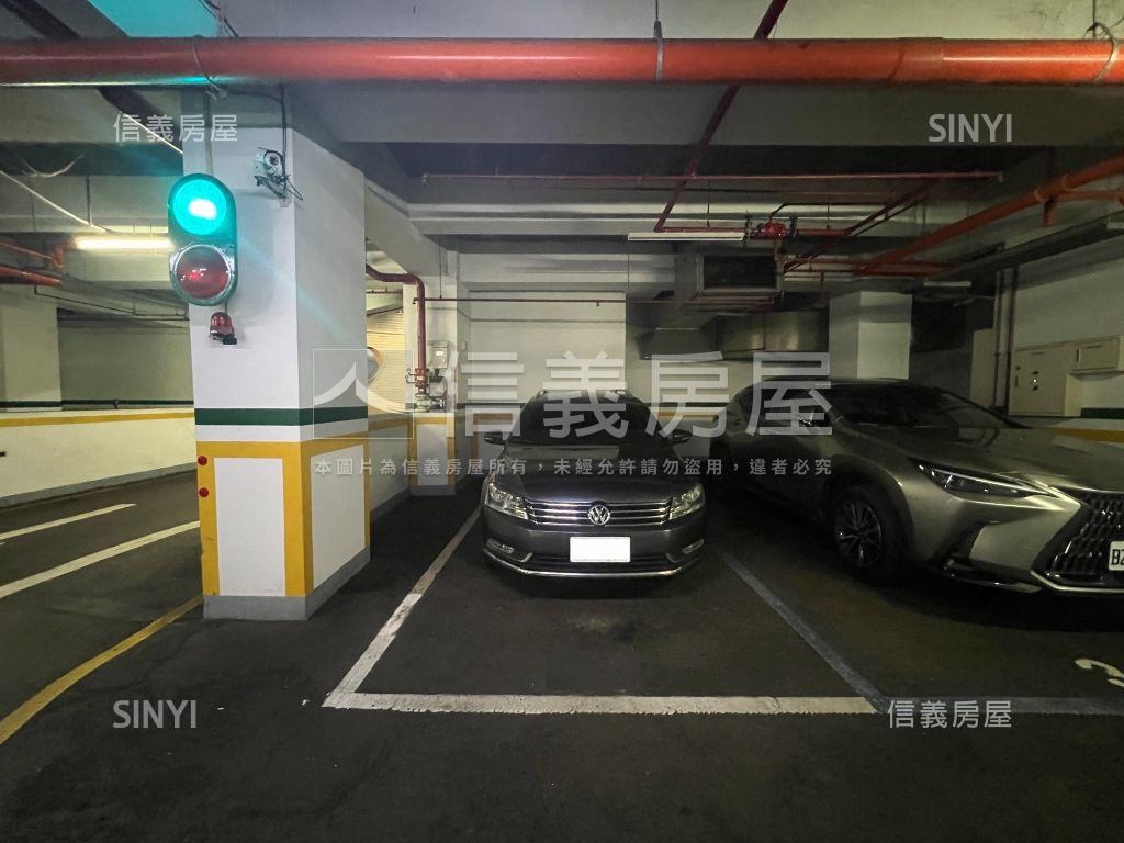 碧瑤優賞稀有釋出四房車位房屋室內格局與周邊環境
