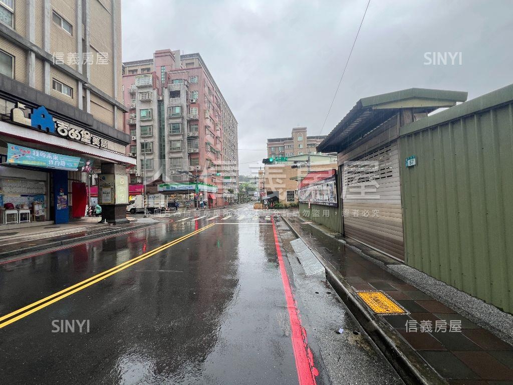 碧瑤優賞稀有釋出四房車位房屋室內格局與周邊環境