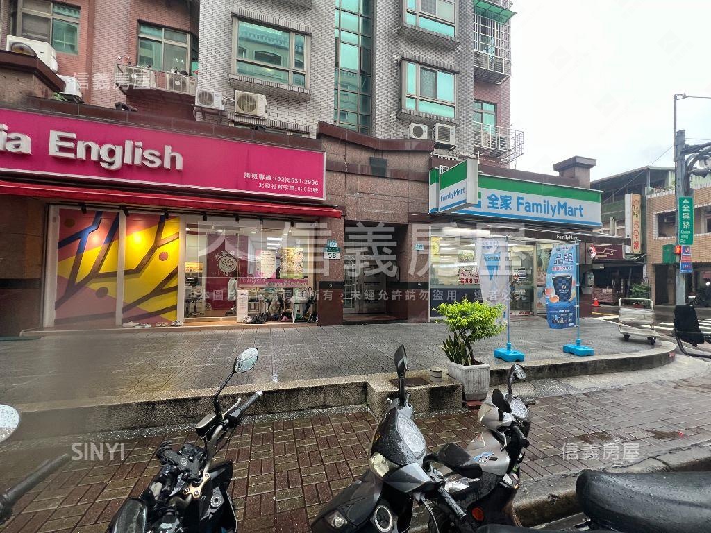 碧瑤優賞稀有釋出四房車位房屋室內格局與周邊環境