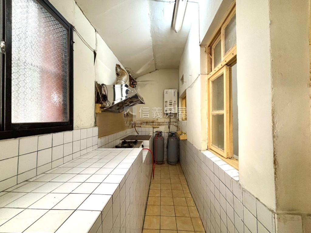 華安街低總價三樓房屋室內格局與周邊環境