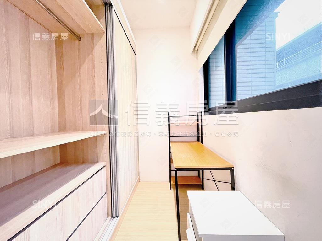 捷運世界花園套房房屋室內格局與周邊環境