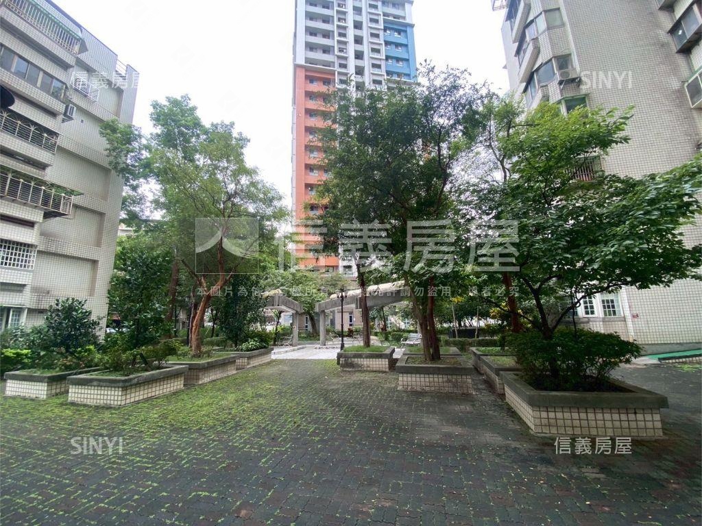 邊間絕美高樓河景✨美三房房屋室內格局與周邊環境