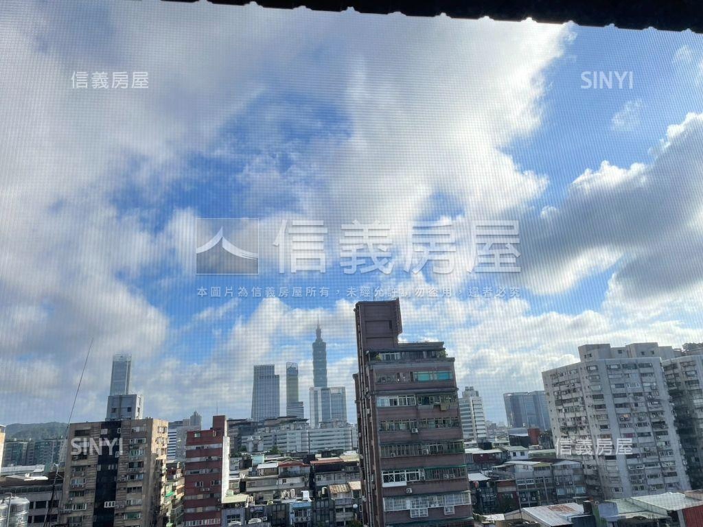 碩樺高樓朝南美景三房車位房屋室內格局與周邊環境