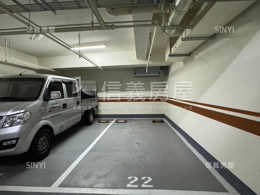 碩樺高樓朝南美景三房車位房屋室內格局與周邊環境