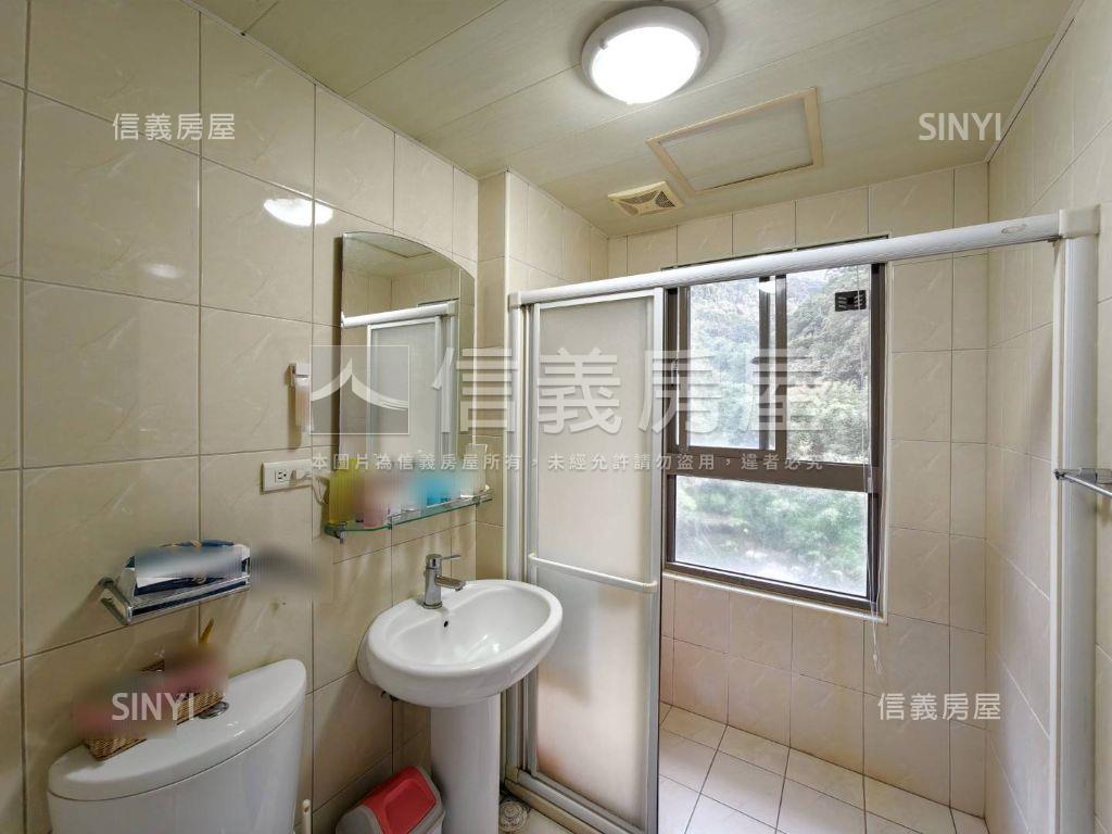 萊茵皇家綠意三房坡平車房屋室內格局與周邊環境
