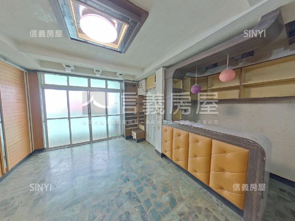 專任龜山優美街公寓誠售房屋室內格局與周邊環境