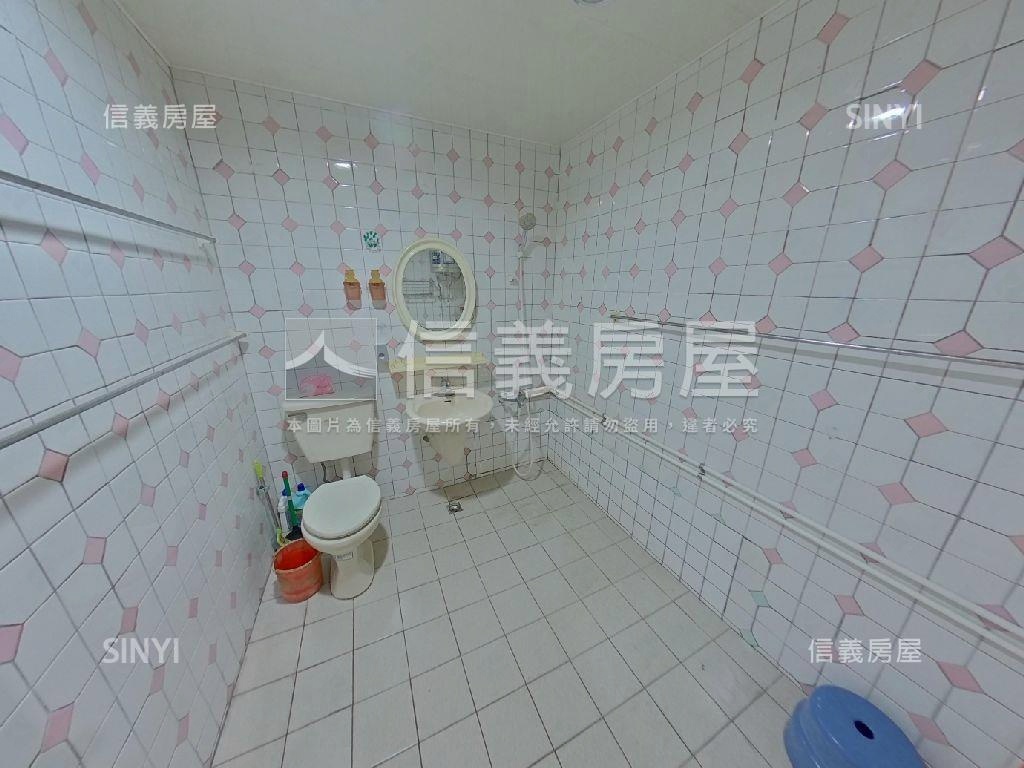 專任龜山優美街公寓誠售房屋室內格局與周邊環境