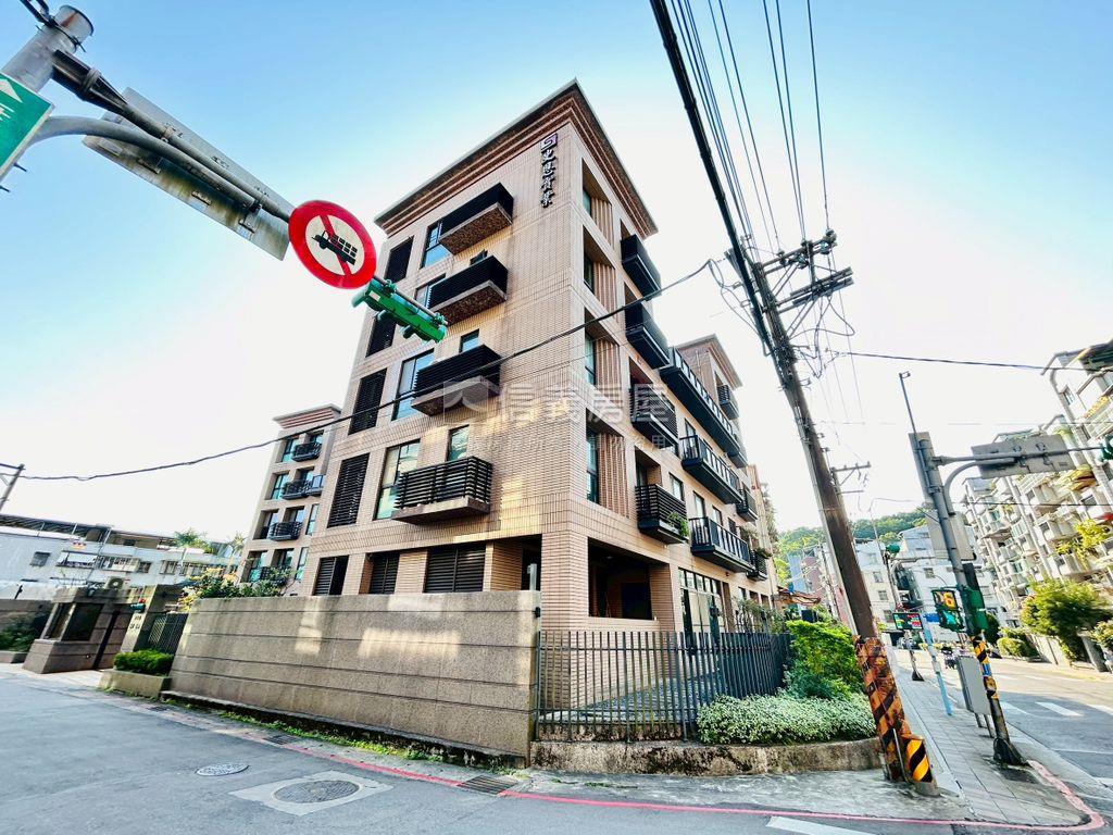 史恩莊園高樓漂亮露臺戶房屋室內格局與周邊環境