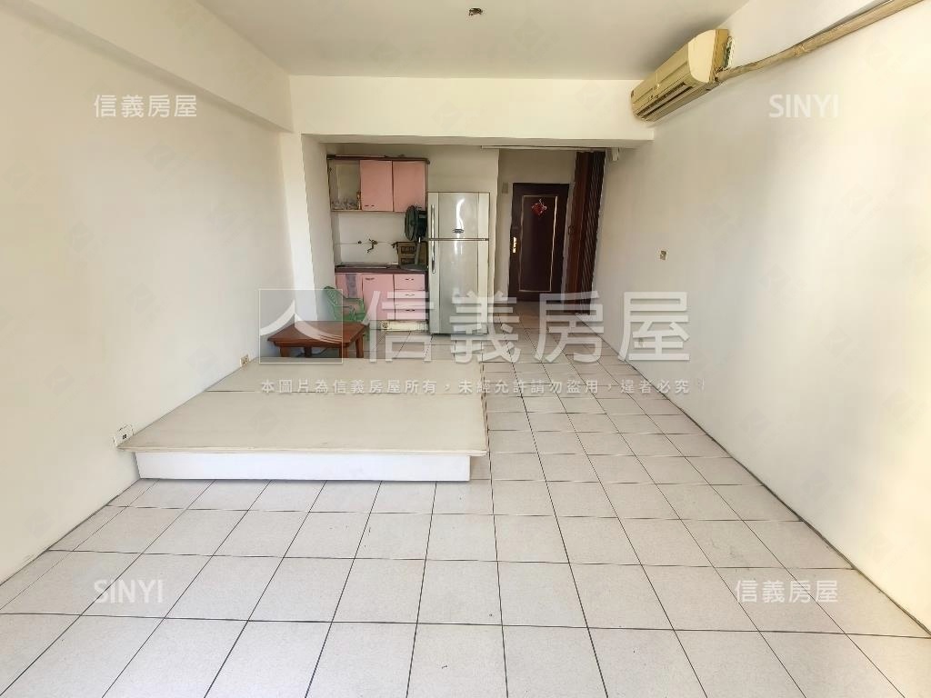 火車站前有陽台大套房房屋室內格局與周邊環境