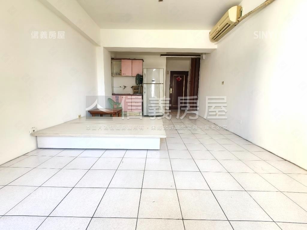 火車站前有陽台大套房房屋室內格局與周邊環境